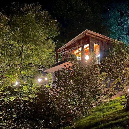 Woodpecker Georgia Hotel บาทูมิ ภายนอก รูปภาพ