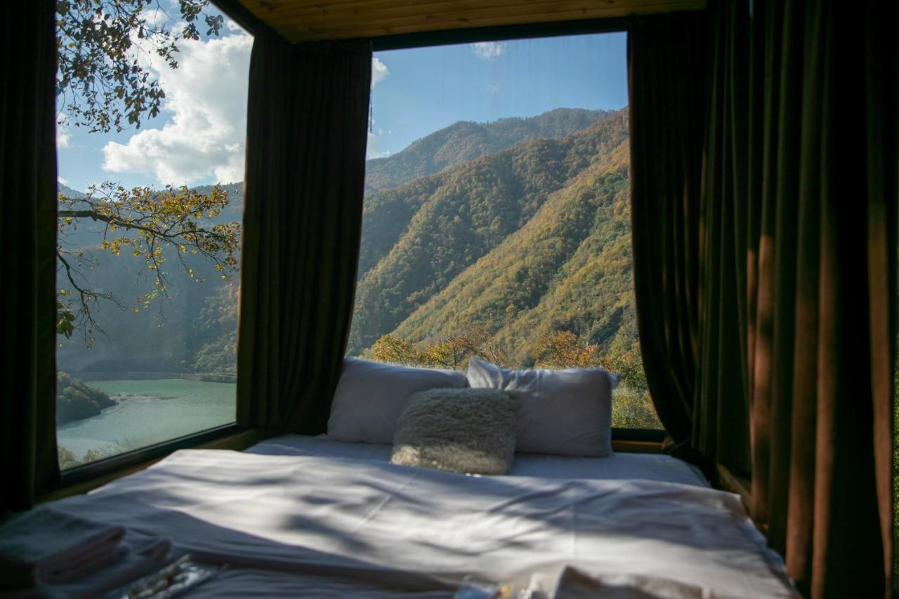 Woodpecker Georgia Hotel บาทูมิ ภายนอก รูปภาพ