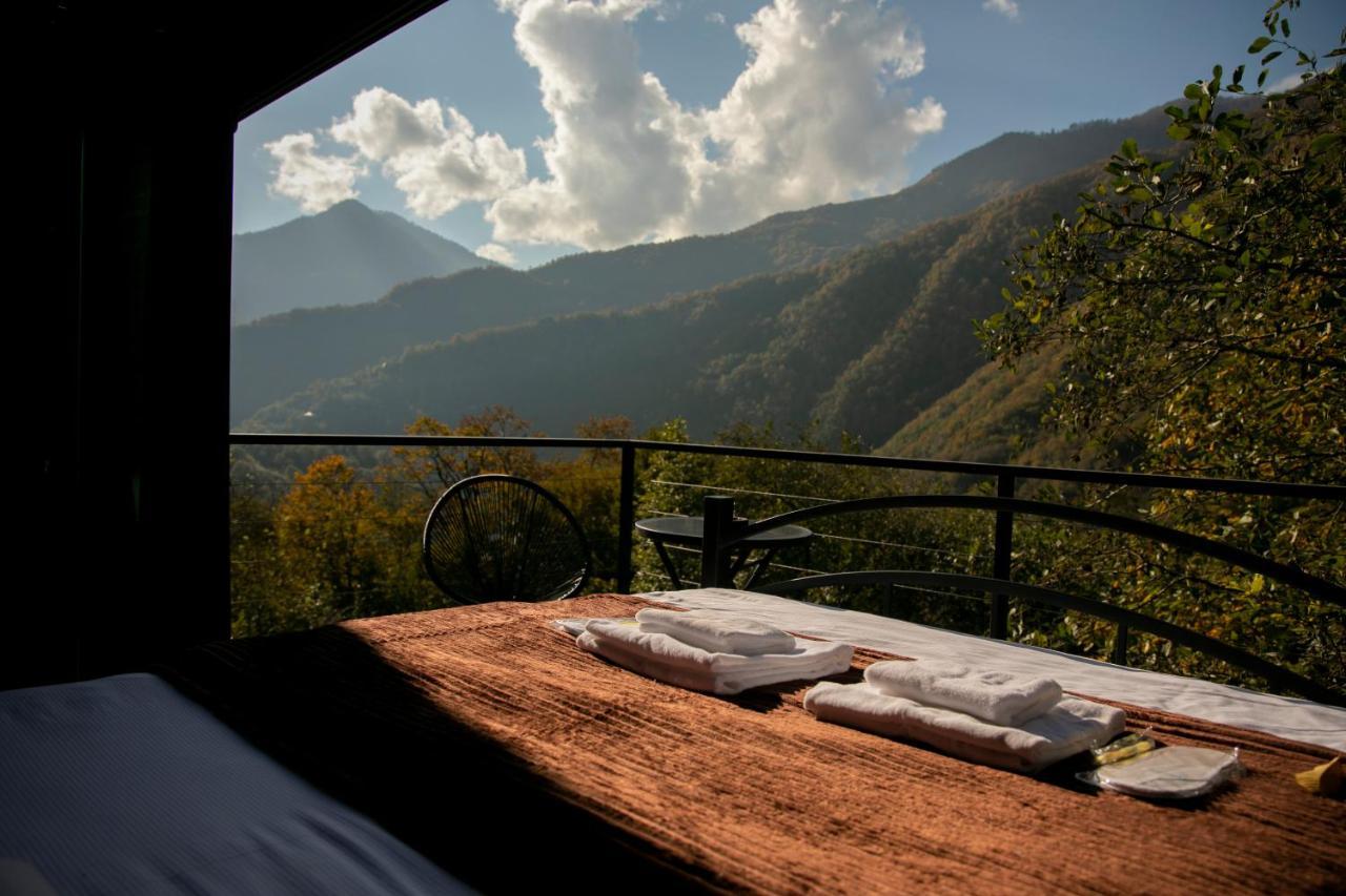 Woodpecker Georgia Hotel บาทูมิ ภายนอก รูปภาพ