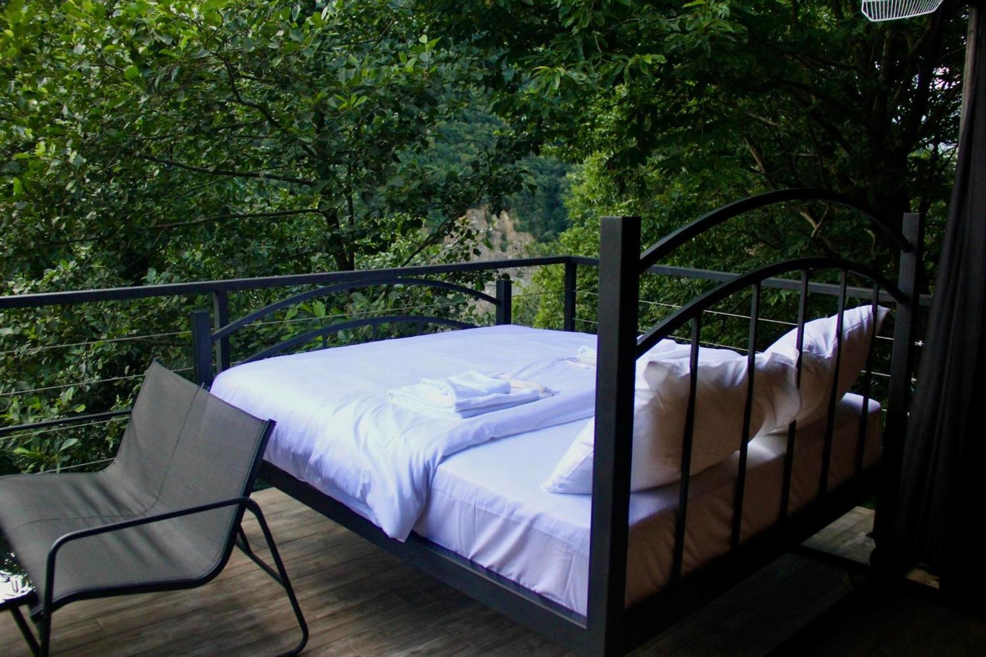 Woodpecker Georgia Hotel บาทูมิ ภายนอก รูปภาพ
